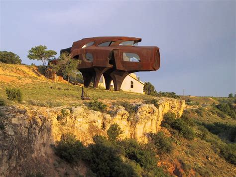 texas small rust metal house overlook hunter|Robert Bruno’s Steel House – Ransom Canyon, Texas .